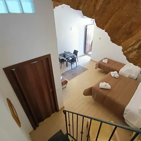 Guest house Meithras Homes