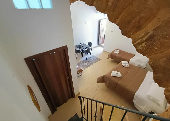 Guest house Meithras Homes